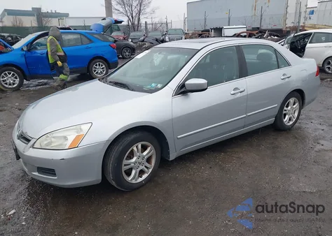 2006 Honda Accord 2.4 Ex из США, поврежденный, VIN 1HGCM56846A133859